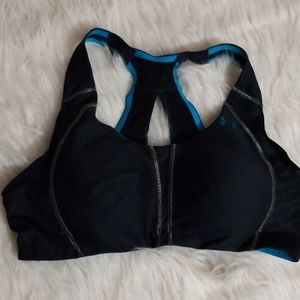 🔥6/$25 Under Armour sports bra heat gear size 36B